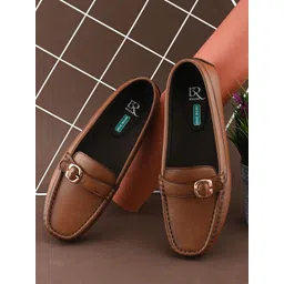 13 Reasons Women Leather Loafers-picture-36