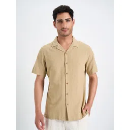 7 Alt by Pantaloons Men Relaxed Fit Cuban Collar Textured Cotton Casual Shirt-picture-25