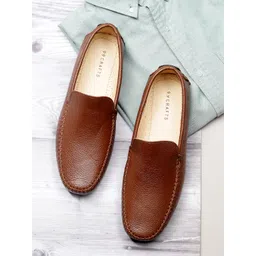 99CRAFTS Men Textured Leather Formal Loafers-picture-12