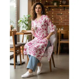 AADVIKA Women Printed Flared Sleeves Floral Kurta-picture-21