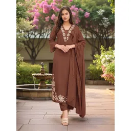 Aaghnya Women Ethnic Motifs Embroidered Regular Thread Work Kurta with Trousers & With Dupatta-picture-39