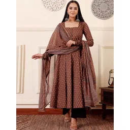 Aaghnya Women Ethnic Motifs Printed Panelled Kurta with Palazzos & With Dupatta-picture-31
