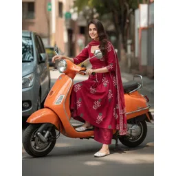 Aaghnya Women Ethnic Motifs Printed Panelled Kurta with Palazzos & With Dupatta-picture-28