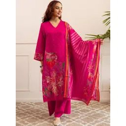 Aaghnya Women Floral Printed Regular Kurta with Palazzos & With Dupatta-image-13
