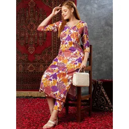 Aaghnya Women Floral Printed Regular Kurta with Trousers-image-40
