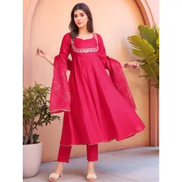 Aaghnya Women Pink Kurta Sets image 1