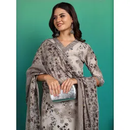 AARAGANA Women Multi Kurta Sets-picture-40