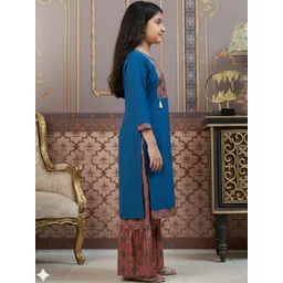 Aarika Ethnic Motifs Printed Pure Cotton Kurti-picture-13