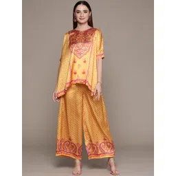 aarke Ritu Kumar Women Floral Printed Regular Kurti with Trousers-picture-33