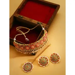 Aatmana White & Pink Pearls Kundan Gold-Plated Necklace Set with MaangTikka for Women-picture-11