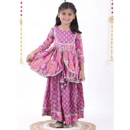 AATYA KIIDS Girls Floral Printed Pleated Gotta Patti Pure Cotton A-Line Kurta with Lehenga-picture-18