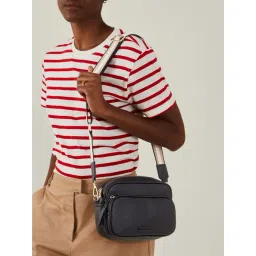 Accessorize London Black Solid Sling Handbag-picture-20