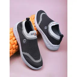 Action EVA Flotter Men Woven Design Slip-On Sneakers-picture-28