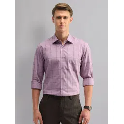 AD By Arvind Men Spread Collar Checked Cotton Slim Fit Casual Shirt-picture-25