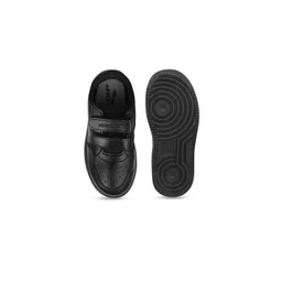 AEROKICK Boys Perforations Sneakers image 4