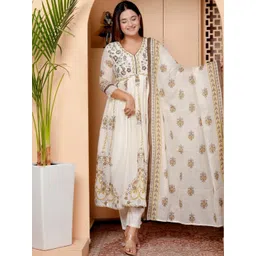 AFFO Women Ethnic Motifs Printed Empire Kurta with Trousers & With Dupatta-picture-12