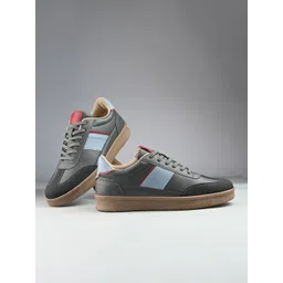AfroJack Men Colourblocked Sneakers-picture-40