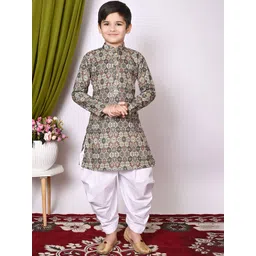AHLAN APPARELS Boys Ethnic Motifs Printed Mandarin Collar Kurta with Patiala-picture-30
