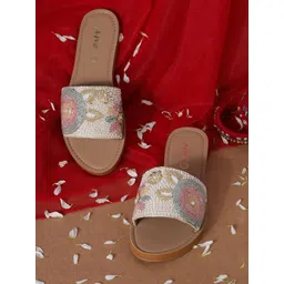 AIWIE Women Embellished Open Toe Flats-picture-12