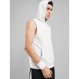 Ajile by Pantaloons Men Solid Hooded Sleeveless Gym Vest-picture-25