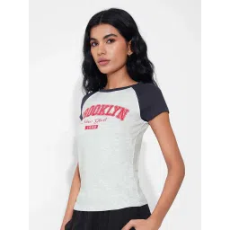 Ajile By Pantaloons Ultimate Grey Slim Fit Printed T-Shirt image 3