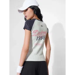 Ajile By Pantaloons Ultimate Grey Slim Fit Printed T-Shirt image 4