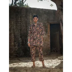 Akiso Black Block Printed Oversized Button Down Shirt Style Kurta With Pants Co-Ord Set (Set Of 2)-picture-39