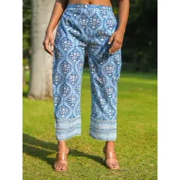 Akiso White Straight Pants-picture-7