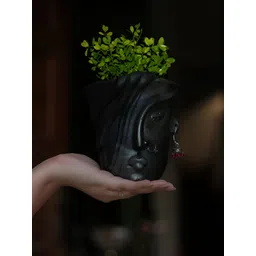 AKKAARA Black Textured Face Planter-picture-15