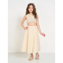 Akkriti by Pantaloons Girls Antique White Embellished Lehenga Set-picture-33