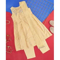 akkriti by pantaloons Girls Embroidered 3-Piece Kurta Set-picture-12