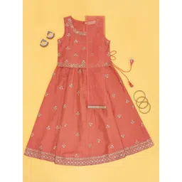AKKRITI BY PANTALOONS Girls Embroidered Sequinned Ready to Wear Lehenga & Blouse With Dupatta-picture-39
