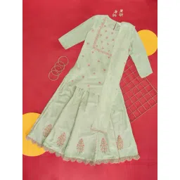 Akkriti by Pantaloons Kids Green Embroidered Lehenga, Kurta with Dupatta-image-37