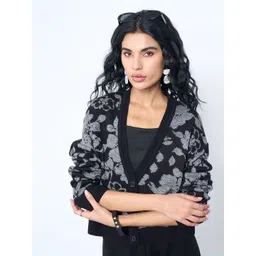 AKKRITI BY PANTALOONS Women Floral Printed Crop Cardigan-picture-29