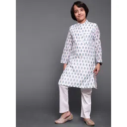 Aks Kids Boys Ethnic Motifs Printed Mandarin Collar Chanderi Silk Kurta-picture-58