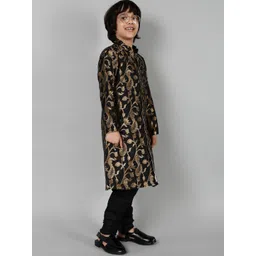 Aks Kids Boys Self Design Mandarin Collar Sherwani Set-picture-35