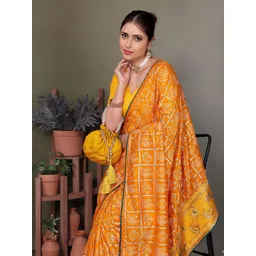 ALAGINI Bandhani Gotta Patti Silk Blend Bandhani Saree-picture-37