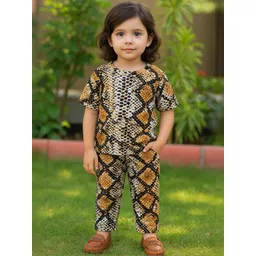 ALANTA Unisex Kids Printed T-shirt with Trousers-picture-10