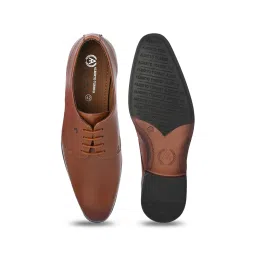 Alberto Torresi Men's Tan Derby Shoes image 4