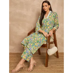 all about you Women Floral Printed Regular Pure Cotton Kurta with Palazzos image 2