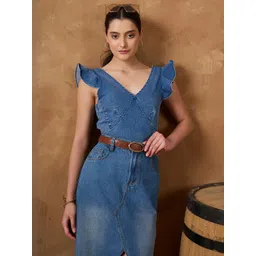 all about you Women V-Neck Flutter Sleeve Cotton Denim Crop Top-picture-13