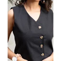 all about you Women V-Neck Sleeveless Cotton Top image 4