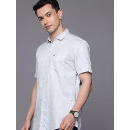 Allen Solly Custom Slim Fit Geometric Printed Pure Cotton Casual Shirt image 1