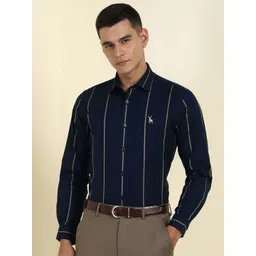 Allen Solly Men Slim Fit Vertical Striped Spread Collar Cotton Formal Shirt-picture-32