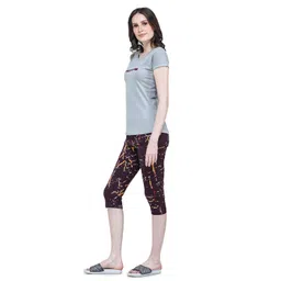 allure blue Women TOP & Capri Night Suit Set image 2