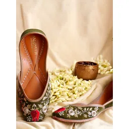 Amaryllis for her Women Mojaris with Bows Flats-picture-28