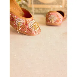 Amaryllis for her Women Satin pink-Coloured Embellished Ethnic Mojaris Flats-picture-28