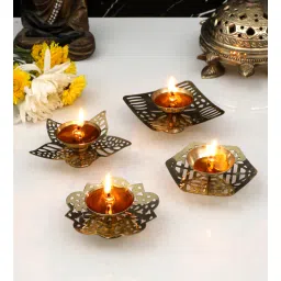 amaya decors Brass Etching Gold Dia Set of 4-picture-19