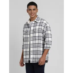 American Eagle White Regular fit Checks Shirt image 4