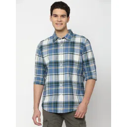 AMERICAN EAGLE OUTFITTERS Men Slim Fit Tartan Checks Opaque Checked Casual Shirt image 1